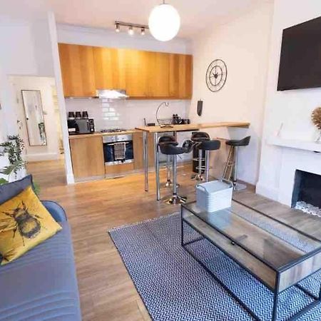 Lovely 2 Bedroom Apartment In Chelsea Sw3 Londres Exterior foto